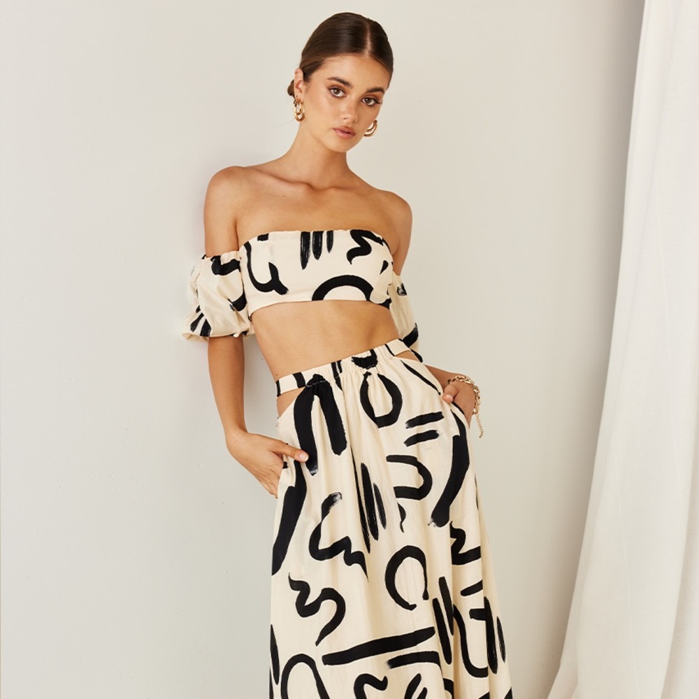 Seven Wonder The York Crop Top